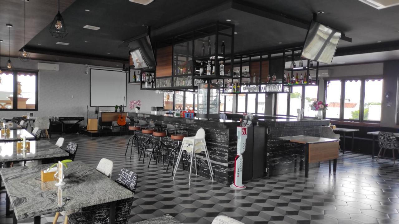 Grand Venetian Hotel Bandar Lampung Exterior photo